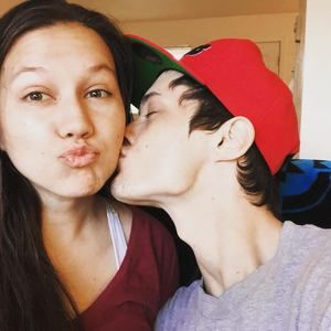 Meet your Posher, Kelli